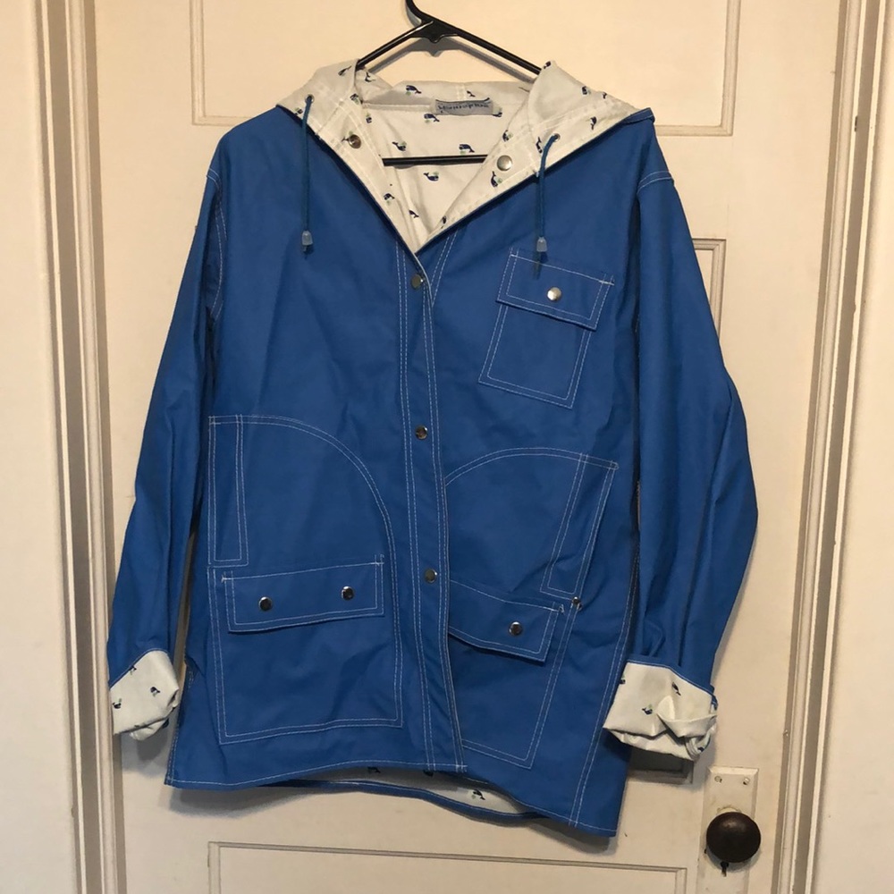 Hooded rain jacket